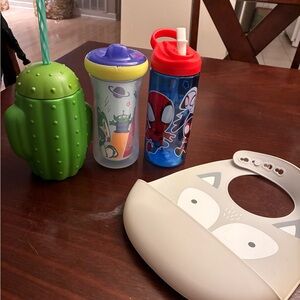 Kids Sippy Cups and Bib Set